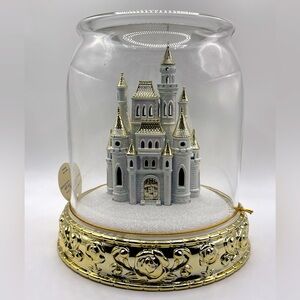 Bath & Body Works Disney Princess Light-Up Castle Cloche Candle Holder